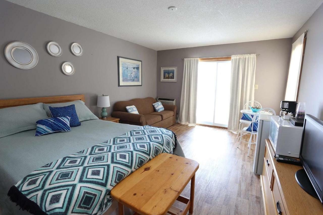 Hilton Beach Inn & Spa Thessalon Extérieur photo