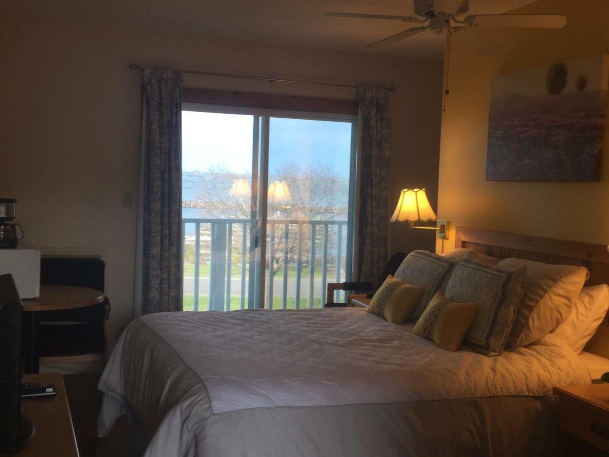 Hilton Beach Inn & Spa Thessalon Extérieur photo